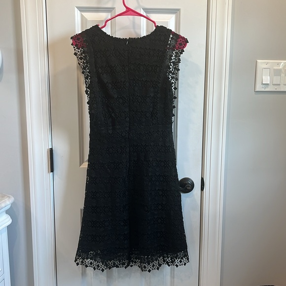 NWT AmyLynn Black Lace Sleeveless Dress Small S - Picture 2 of 4